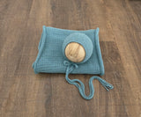Sea Simple Knit Bonnet + Wrap