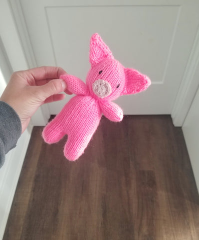 [preorder] Hand Knit Pig Lovie